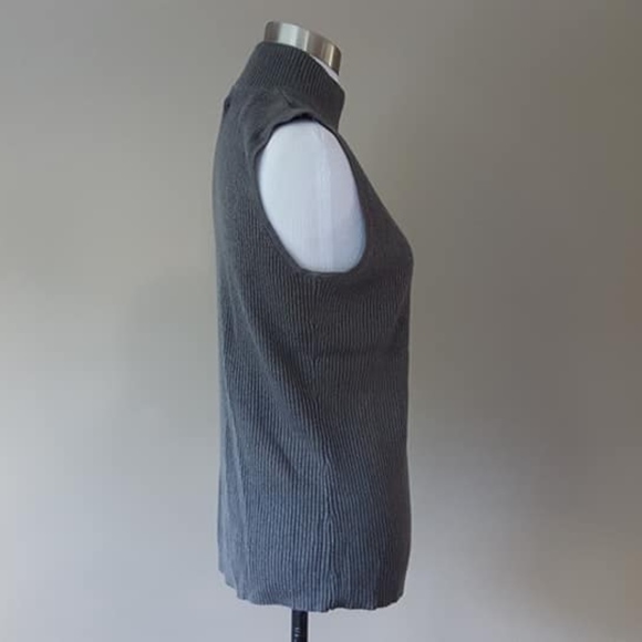 Gray Large Dana Buchman Sleeveless Mockneck - Picture 8 of 8